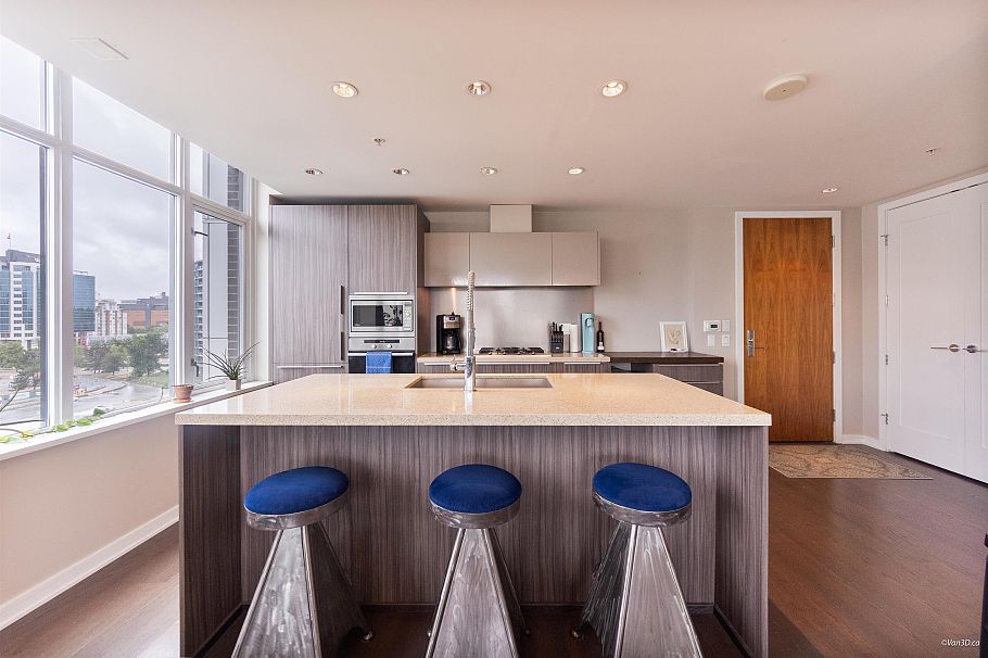 803 1661 Ontario Street Vancouver, BC - 2