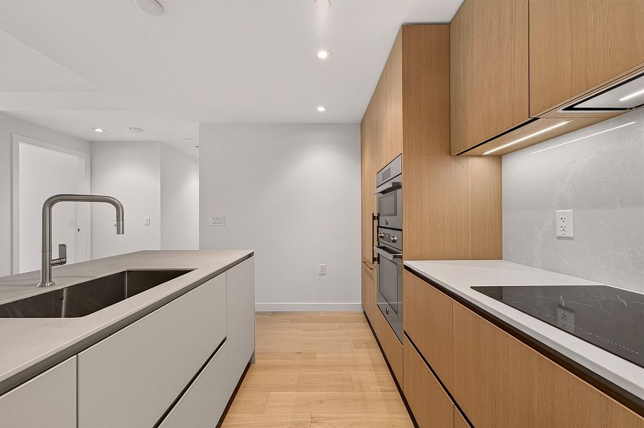 302 1526 W 6th Avenue Vancouver, BC - 6