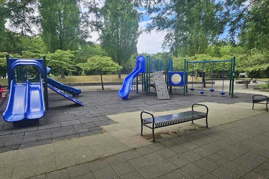 601 5380 Oben Street Vancouver, BC - 16