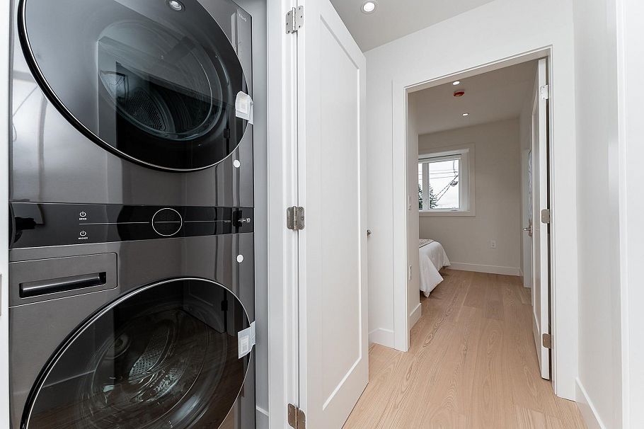 1 2837 Oliver Crescent Vancouver, BC - 6