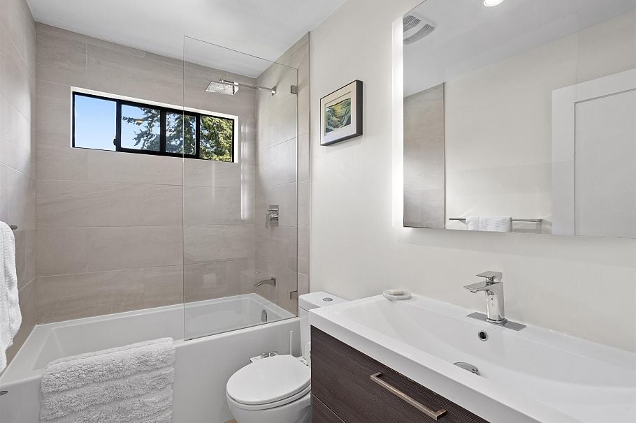 2151 Banbury Road North Vancouver, BC - 20
