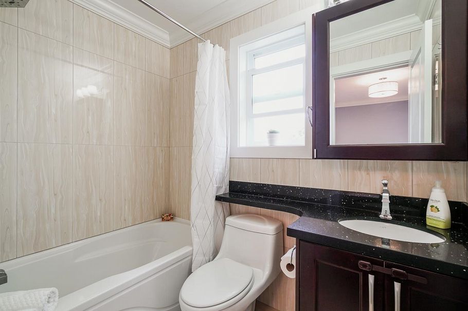 5603 Rhodes Street Vancouver, BC - 8