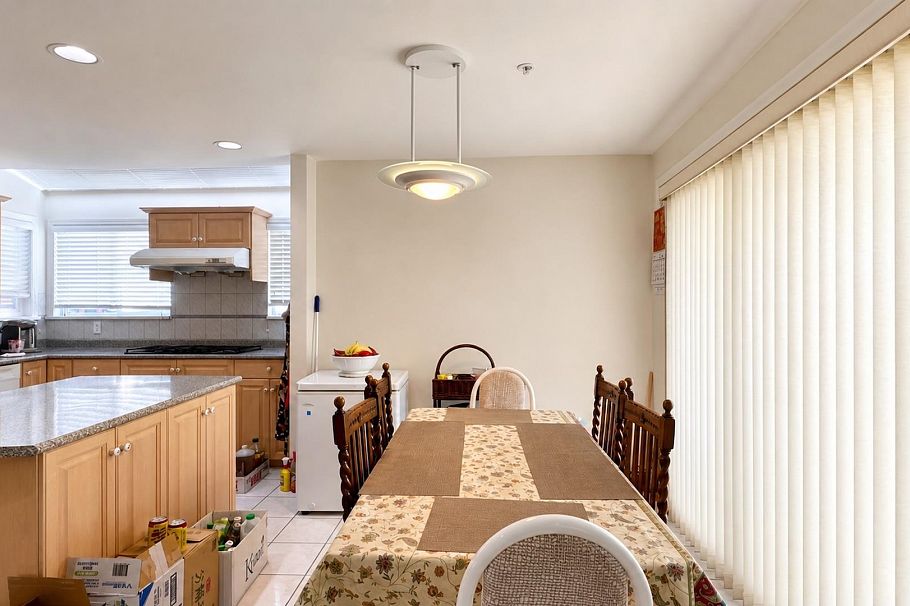 3713 W 31st Avenue Vancouver, BC - 13