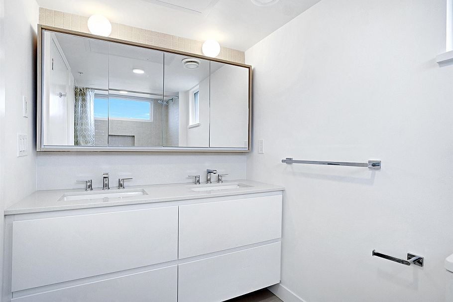 231 1012 W 47th Avenue Vancouver, BC - 15