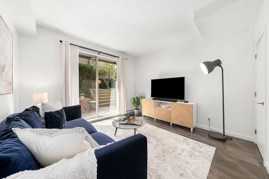 9 433 Seymour River Place North Vancouver, BC - 12