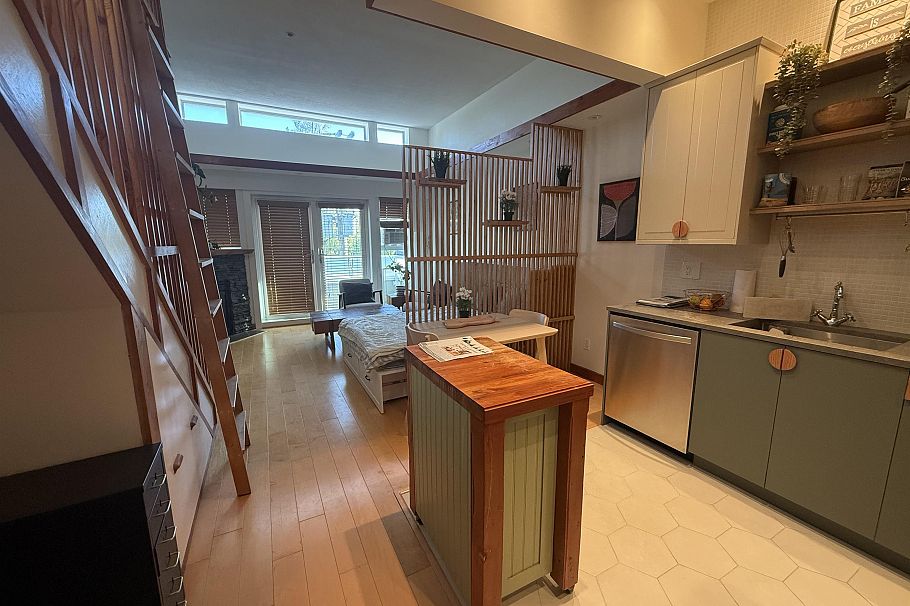 307 980 W 22nd Avenue Vancouver, BC - 10