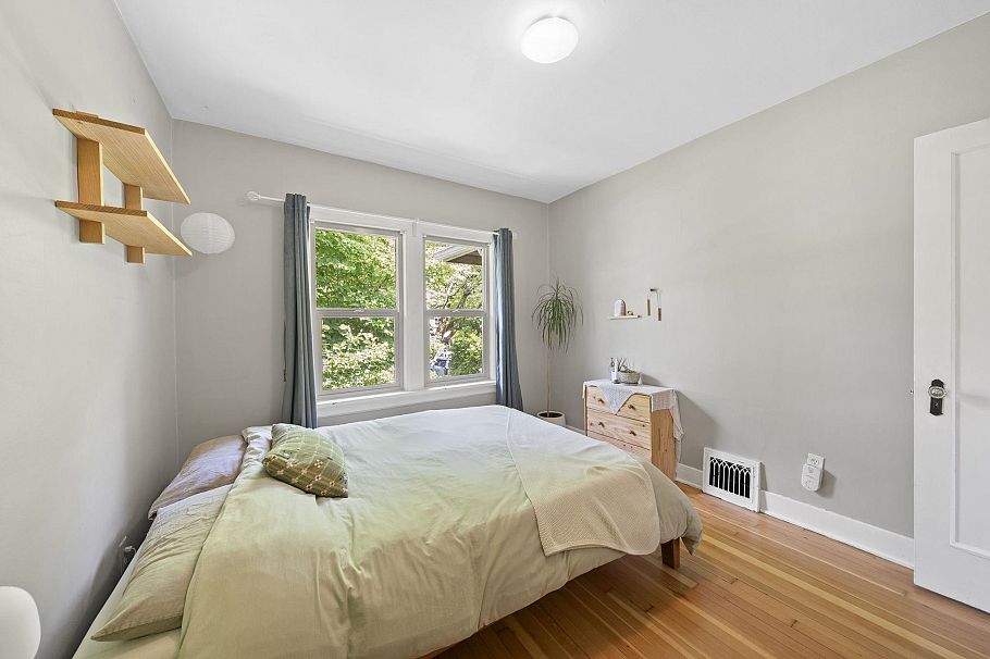 3750 W 17th Avenue Vancouver, BC - 7
