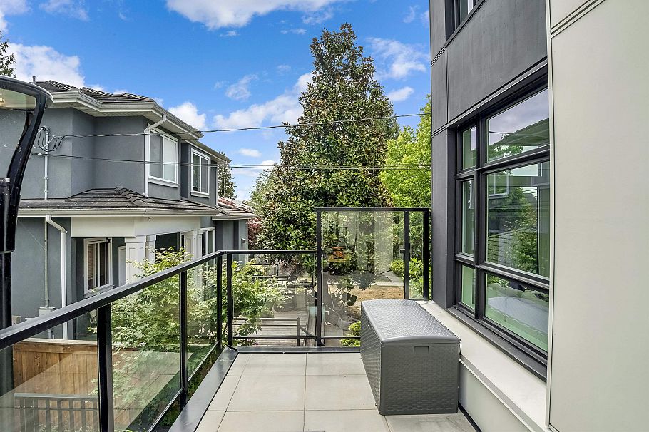 231 1012 W 47th Avenue Vancouver, BC - 21