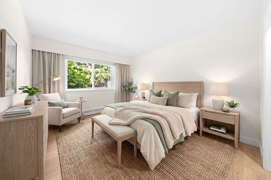 911 555 W 28th Street North Vancouver, BC - 22