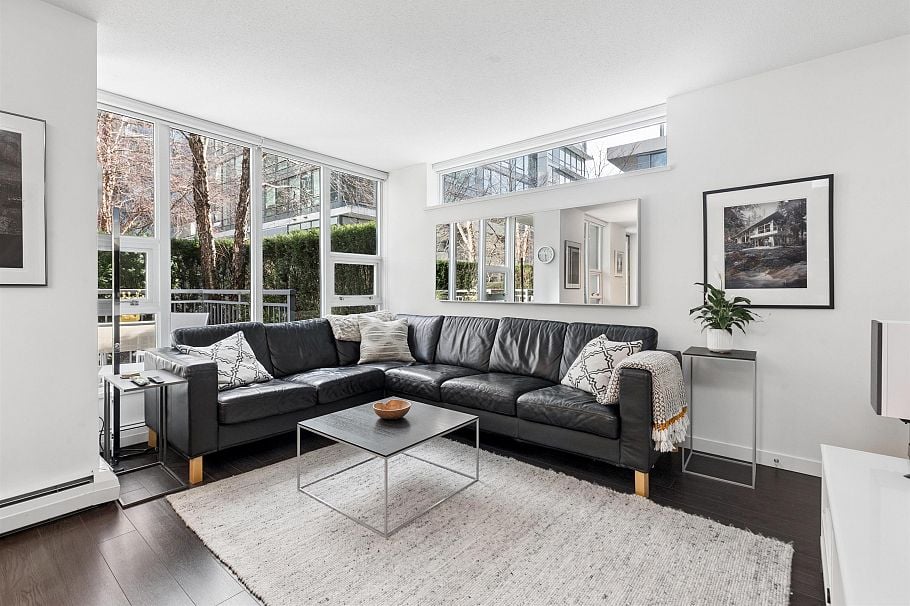 156 W 1st Avenue Vancouver, BC - 20