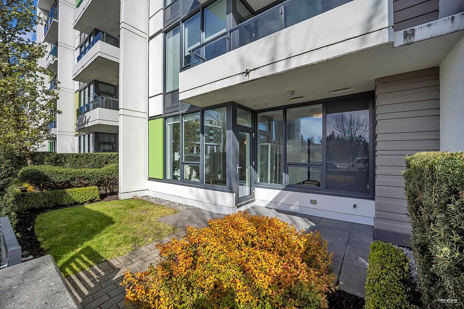 107 5687 Gray Avenue Vancouver, BC - 5