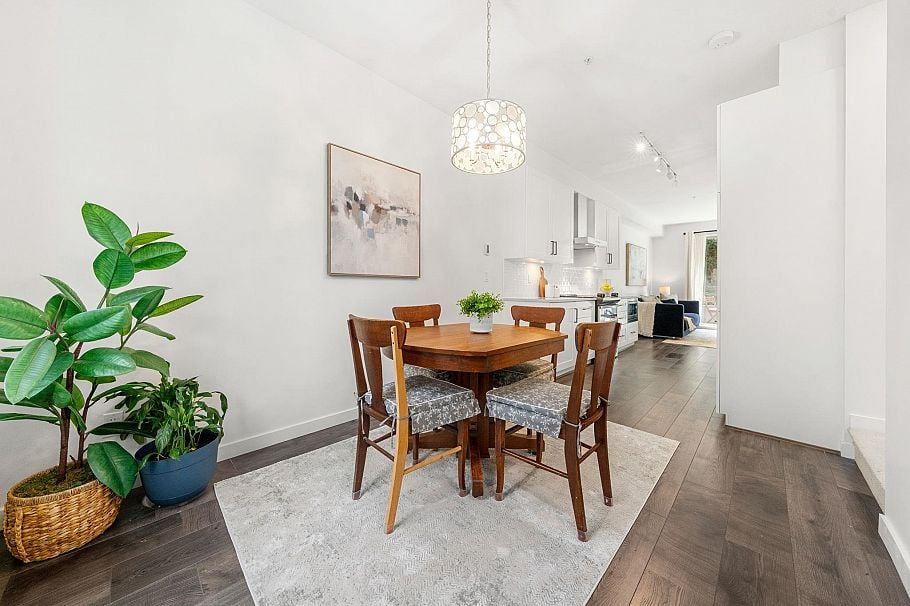 9 433 Seymour River Place North Vancouver, BC - 4