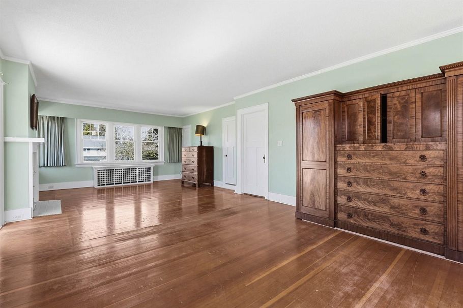 1570 W 36th Avenue Vancouver, BC - 19