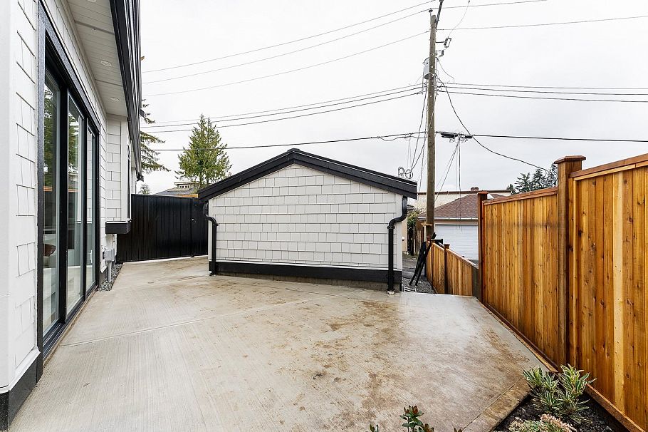 1 2837 Oliver Crescent Vancouver, BC - 5