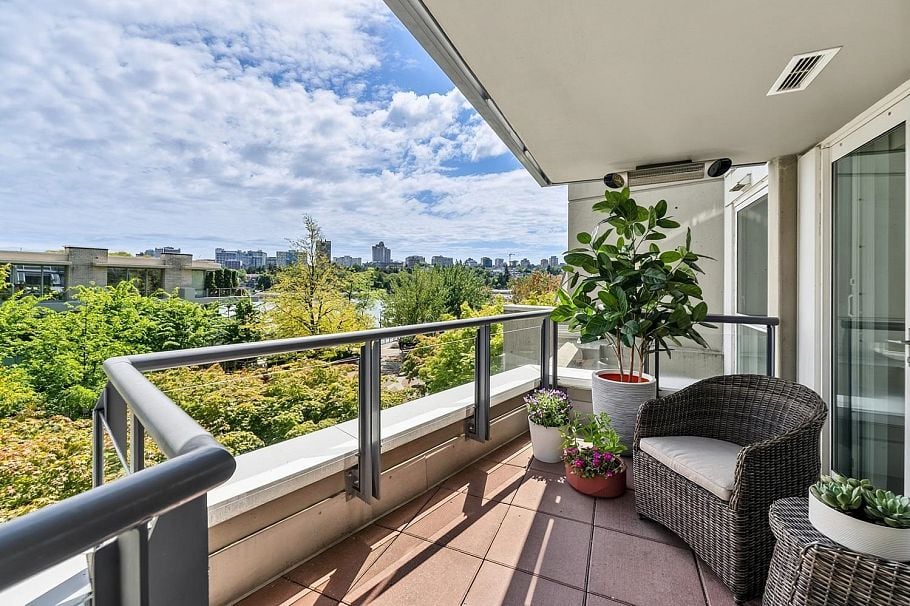 306 1383 Marinaside Crescent Vancouver, BC - 13