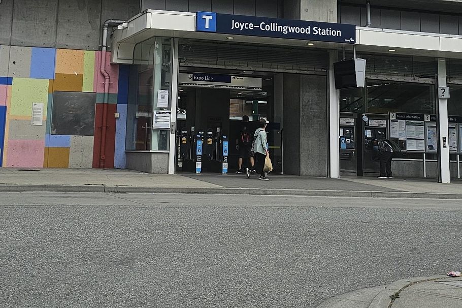 601 5380 Oben Street Vancouver, BC - 1