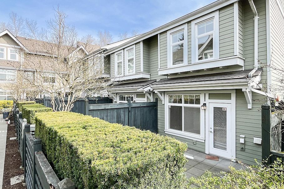7425 Columbia Street Vancouver, BC - 24