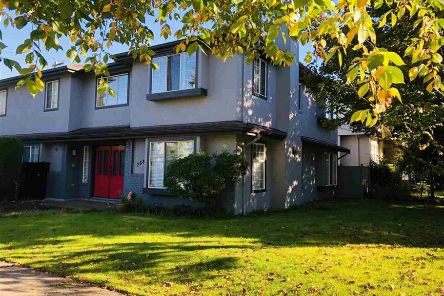 2688 W 19th Avenue Vancouver, BC - 1