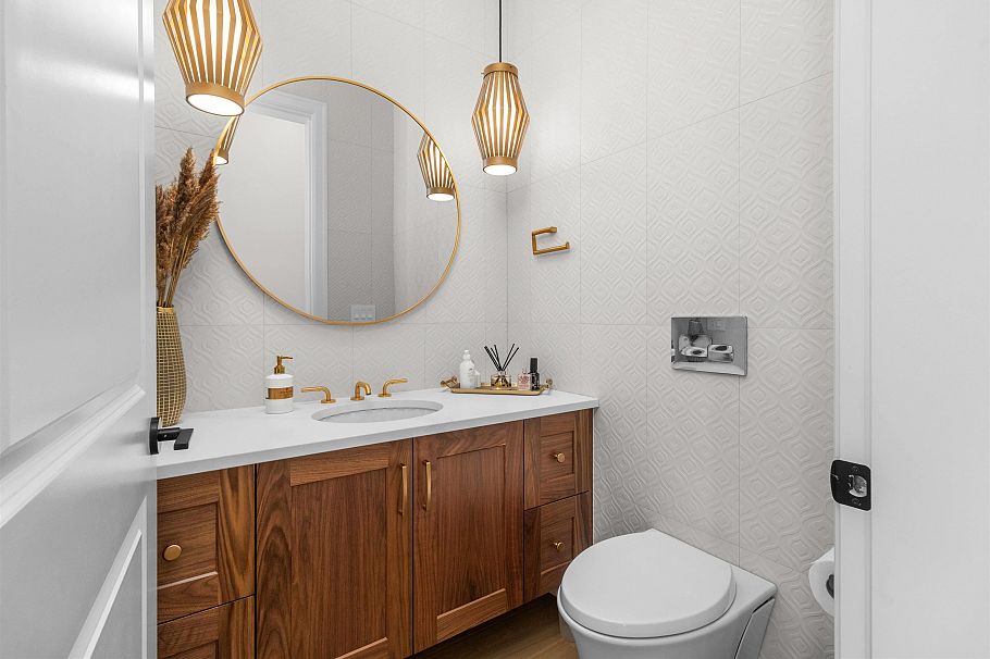 7662 French Street Vancouver, BC - 13