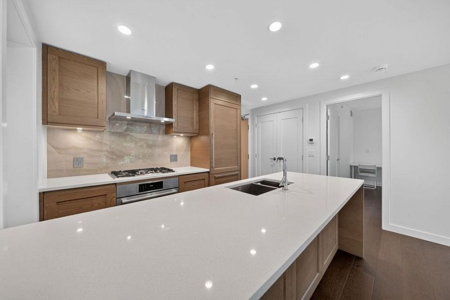 906 5629 Birney Avenue Vancouver, BC - 9