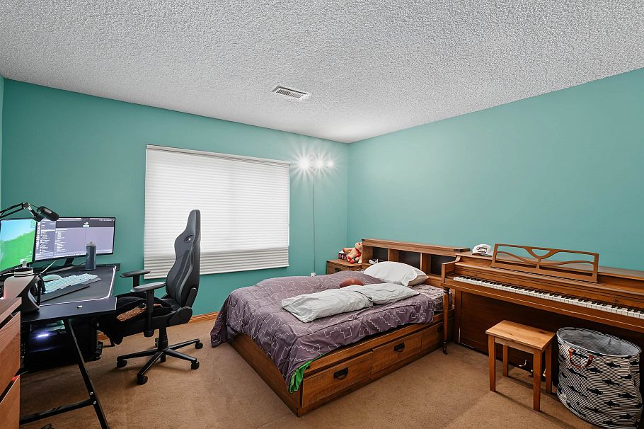 3381 William Avenue North Vancouver, BC - 14