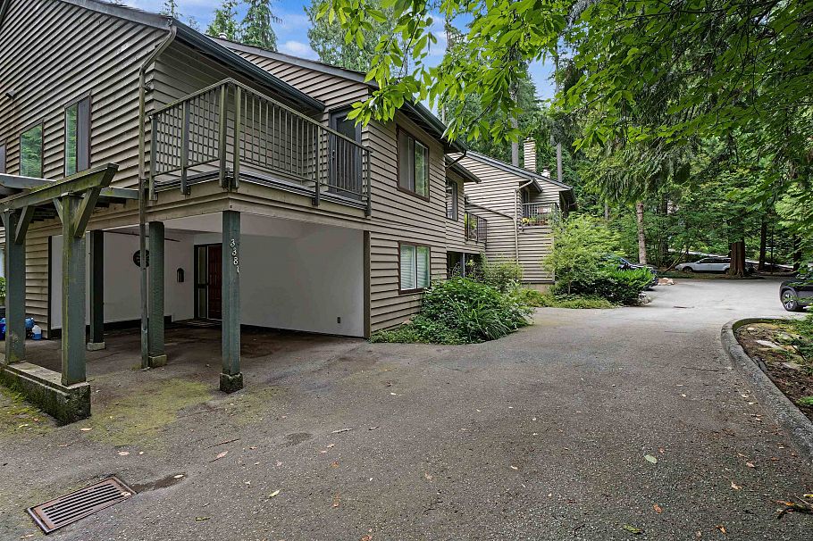 3381 William Avenue North Vancouver, BC - 3