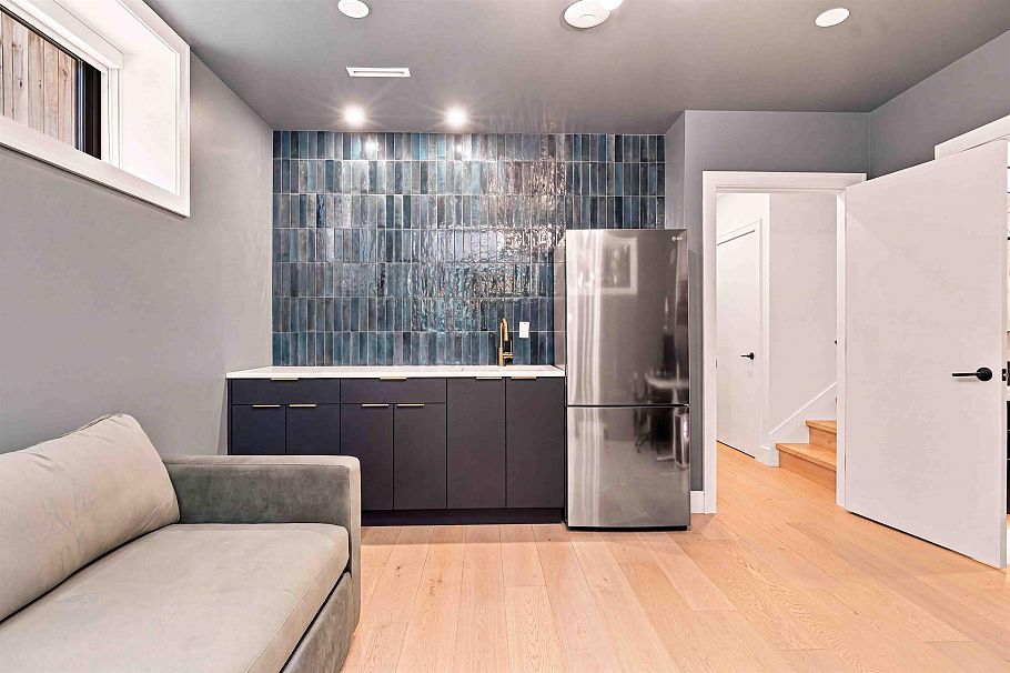 6408 Vine Street Vancouver, BC - 23