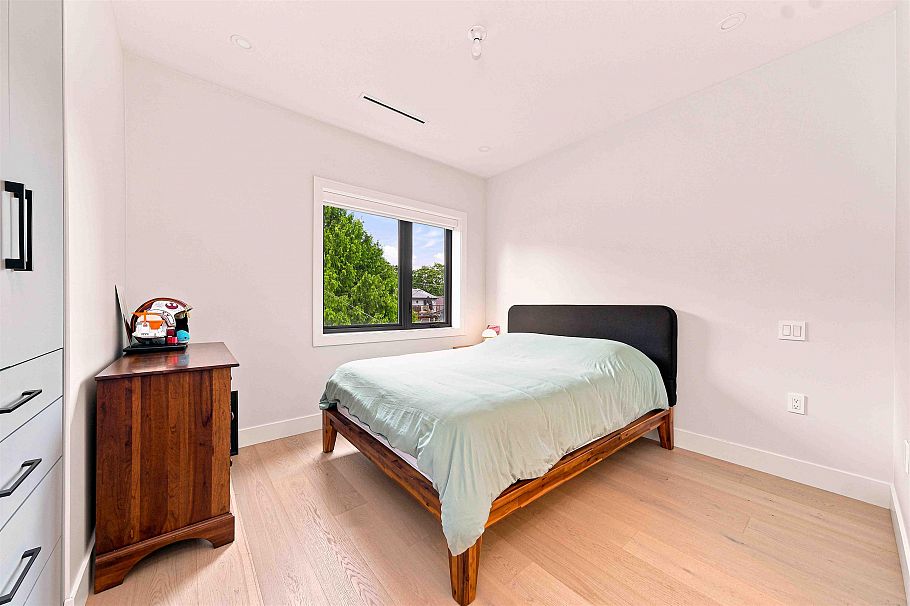 6408 Vine Street Vancouver, BC - 21