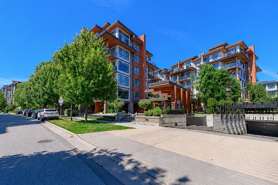 303 5981 Gray Avenue Vancouver, BC - 19