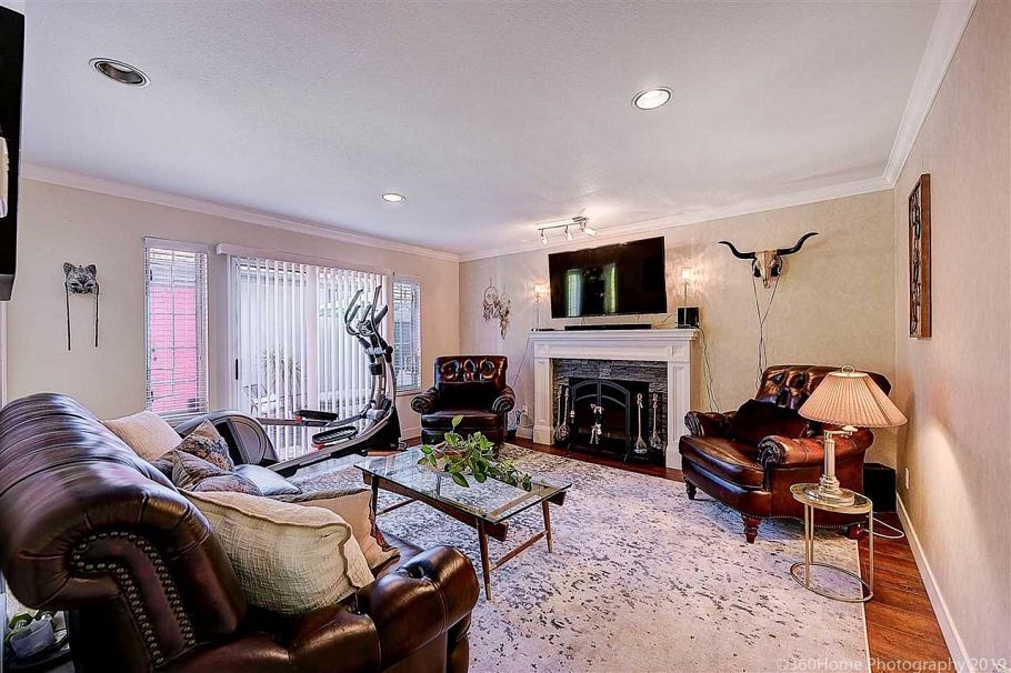 2688 W 19th Avenue Vancouver, BC - 3