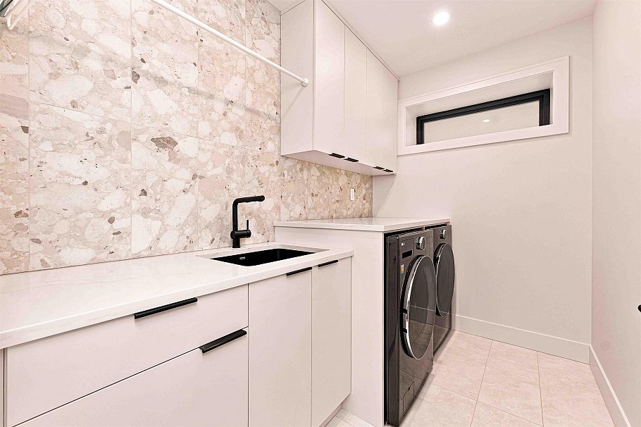 6408 Vine Street Vancouver, BC - 26