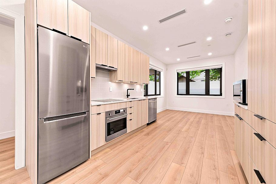 6408 Vine Street Vancouver, BC - 33