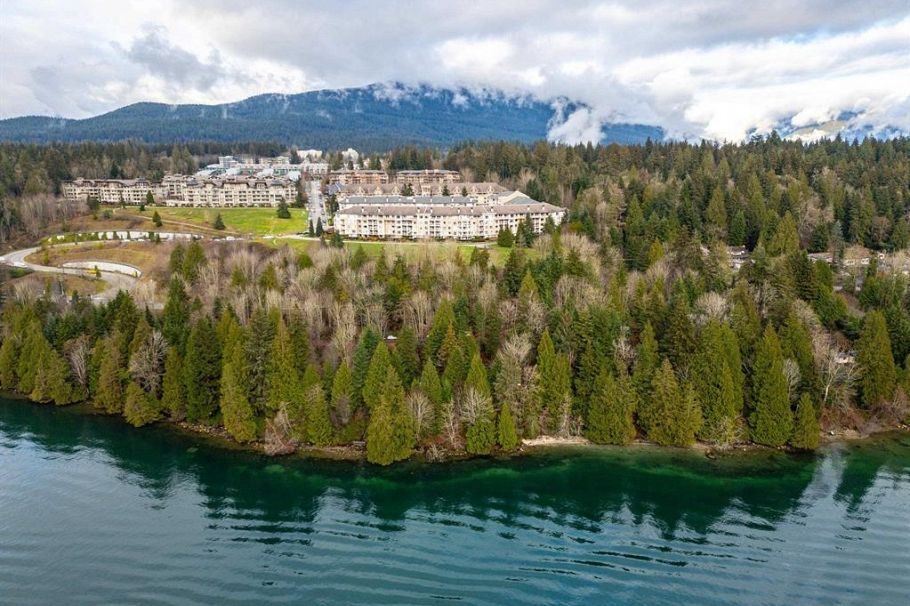 422 3629 Deercrest Drive North Vancouver, BC - 1