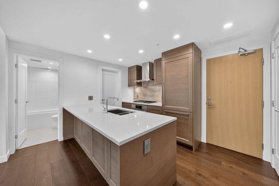 906 5629 Birney Avenue Vancouver, BC - 7