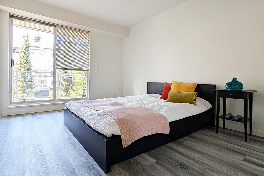 422 3629 Deercrest Drive North Vancouver, BC - 10