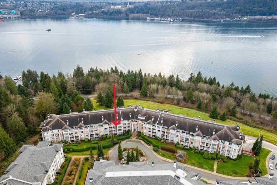 422 3629 Deercrest Drive North Vancouver, BC - 22
