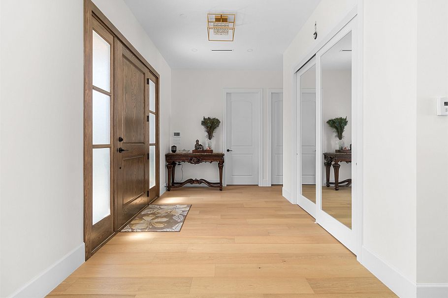 7662 French Street Vancouver, BC - 2