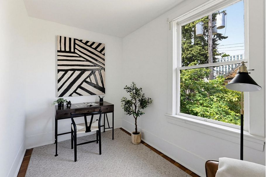 2110 Alberta Street Vancouver, BC - 21