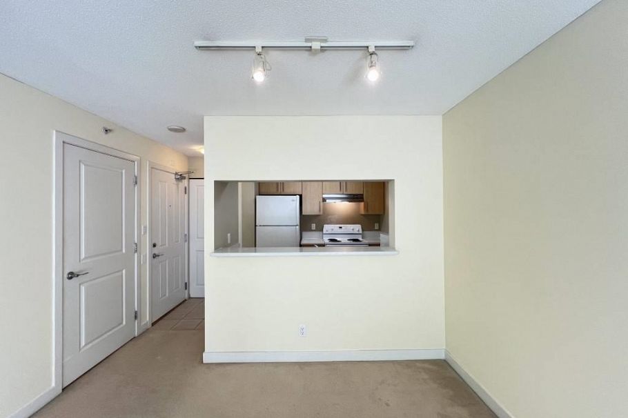 201 3660 VANNESS AVENUE, Vancouver BC V5R 6H8 Vancouver, BC - 1