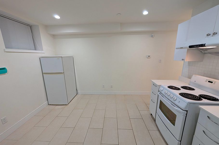 1BED 25XX E 28 AVENUE, Vancouver BC V5R 1R7 Vancouver, BC - 6