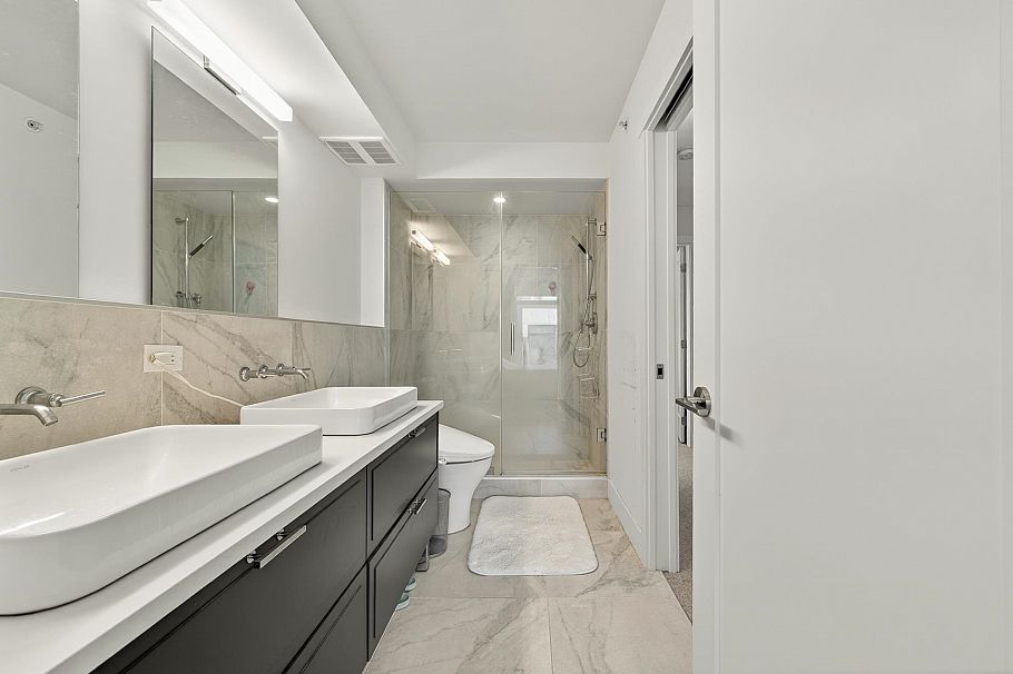 7601 Yukon Street Vancouver, BC - 15