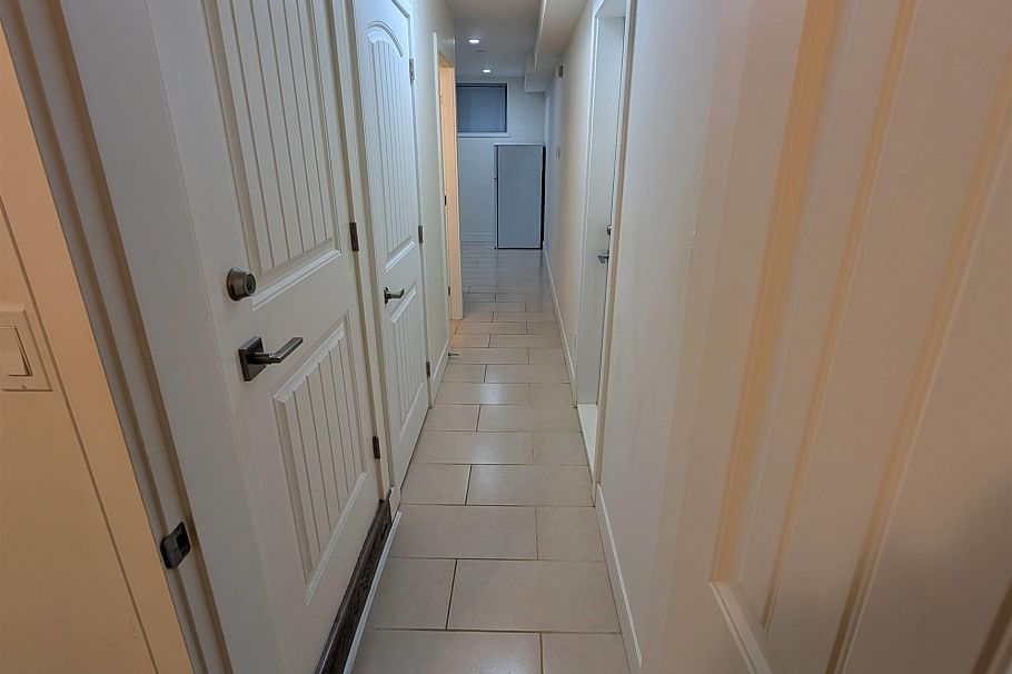 1BED 25XX E 28 AVENUE, Vancouver BC V5R 1R7 Vancouver, BC - 22