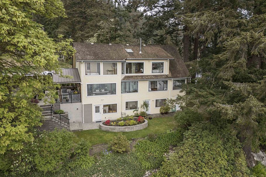 5445 Indian River Drive North Vancouver, BC - 34