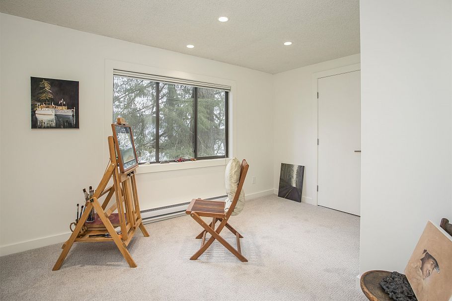 5445 Indian River Drive North Vancouver, BC - 20