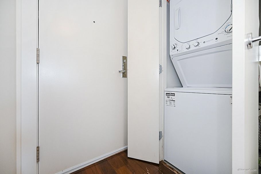 1107 565 Smithe Street Vancouver, BC - 29