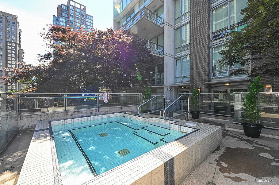 1107 565 Smithe Street Vancouver, BC - 34