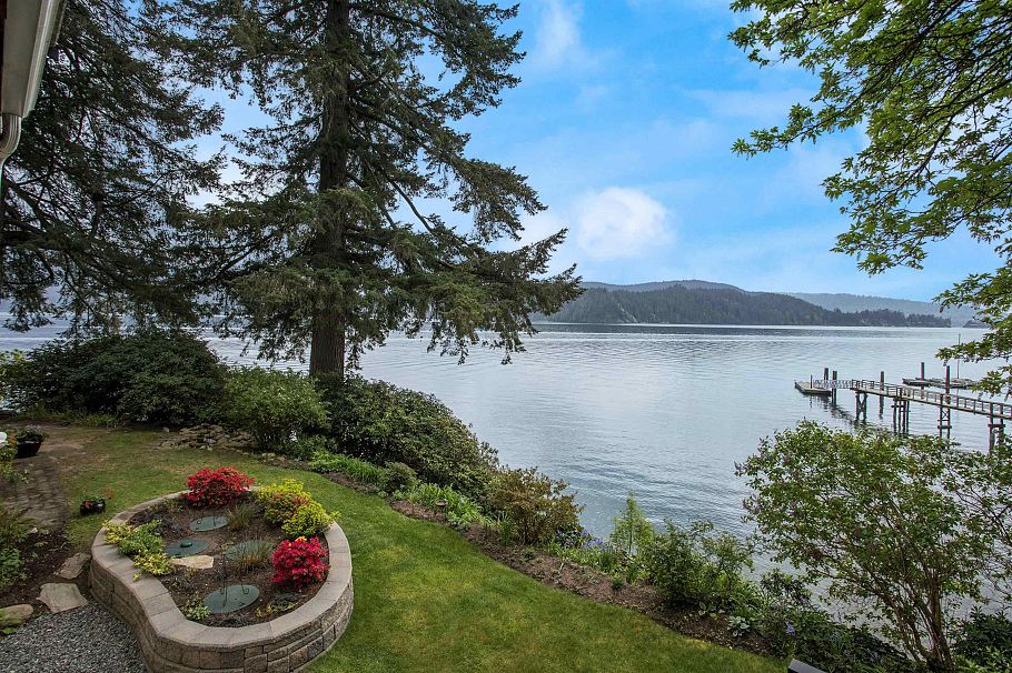 5445 Indian River Drive North Vancouver, BC - 32