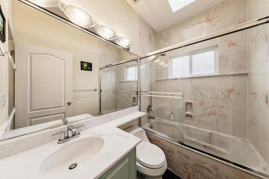 6899 Fleming Street Vancouver, BC - 22