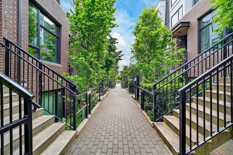 7601 Yukon Street Vancouver, BC - 19