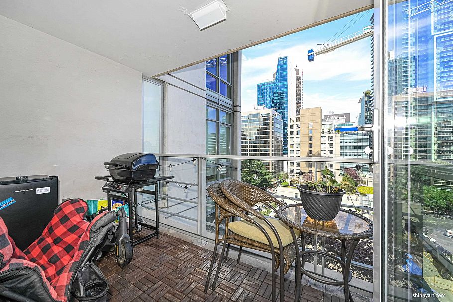 1107 565 Smithe Street Vancouver, BC - 23